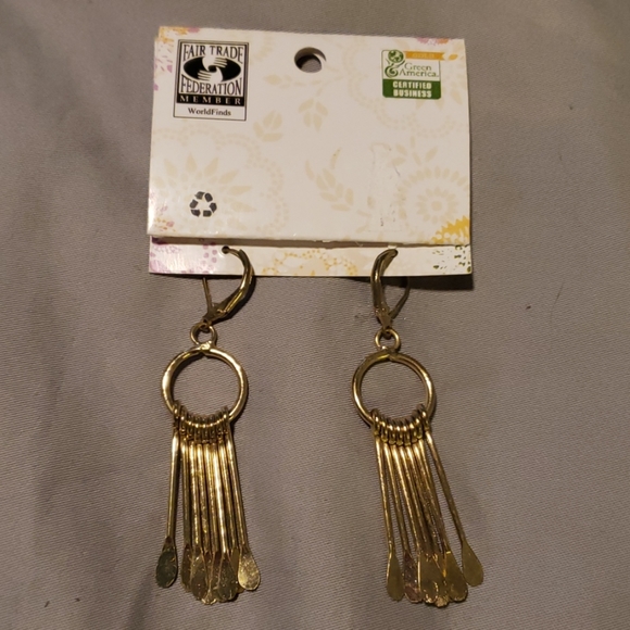 World Finds Gold Earrings - Picture 3 of 3